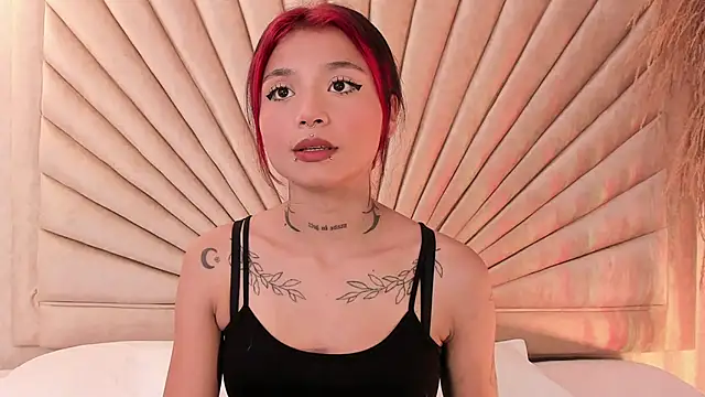 Emma duff online show from October 25, 11:42 am