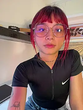 Emma duff online show from April 9, 7:42 pm