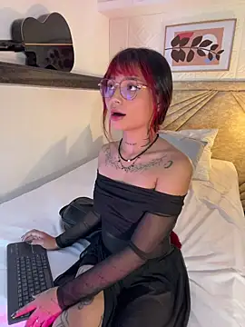 Emma duff online show from March 14, 7:42 pm