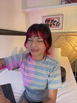 Emma duff online show from March 11, 8:14 pm