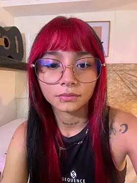 Emma duff online show from May 17, 7:58 pm