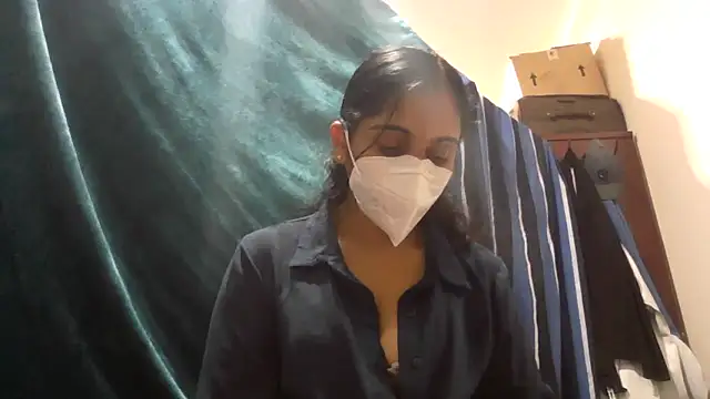 shainiasha1 online show from June 2, 5:24 pm