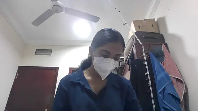 shainiasha1 online show from June 4, 4:55 pm