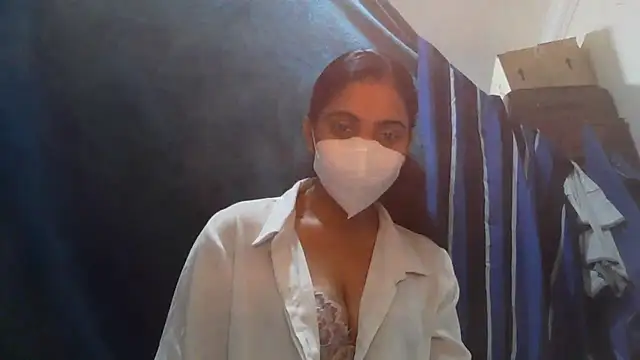 Snapshot of shainiasha1 chatting on June 7, 3:06 pm shainiasha1 online show from June 7, 3:06 pm