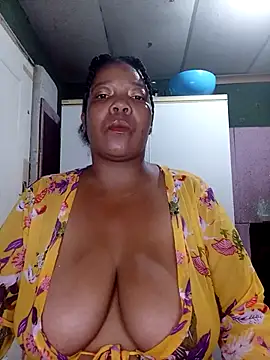 boobsqueenxo online show from November 6, 9:57 am