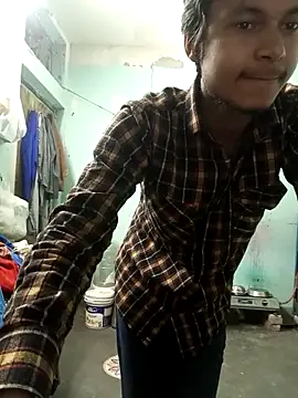 maxmishra18 online show from December 3, 4:13 am