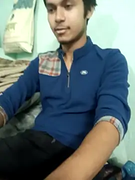 maxmishra18 online show from November 16, 7:46 am