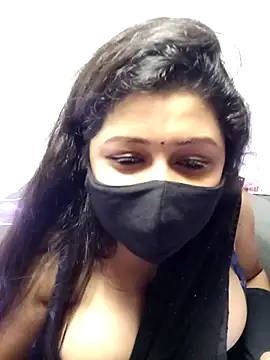 Snapshot of Cuty-Lina chatting on November 1, 7:08 pm Cuty-Lina online show from November 1, 7:08 pm