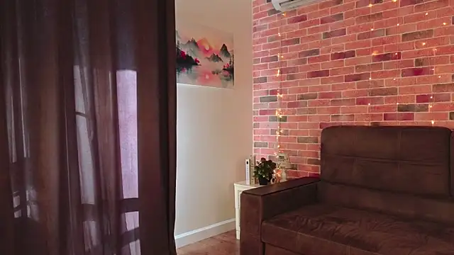 FoxFever online show from April 17, 5:10 am