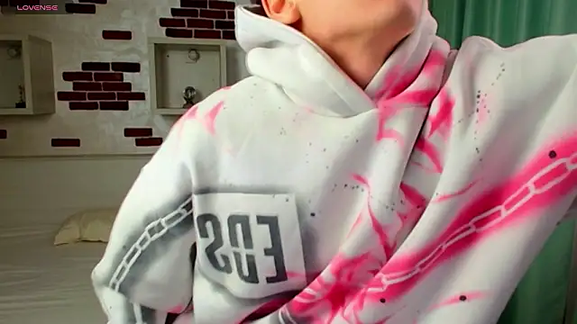 BradyFlint online show from February 12, 5:07 am