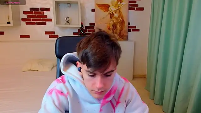 BradyFlint online show from February 13, 6:46 am