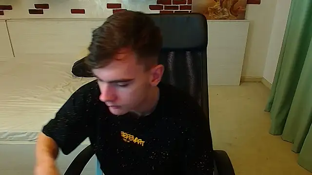 BradyFlint online show from December 1, 5:41 am