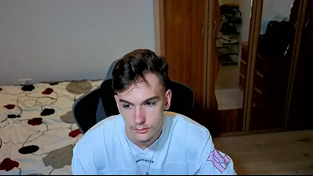 BradyFlint online show from June 27, 8:26 pm