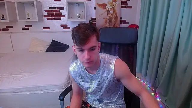 BradyFlint online show from December 17, 5:23 am