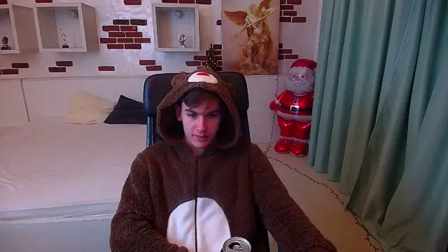 BradyFlint online show from December 16, 5:22 am