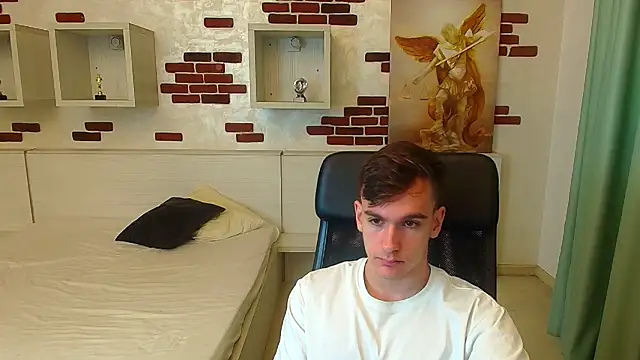 BradyFlint online show from November 30, 5:52 am