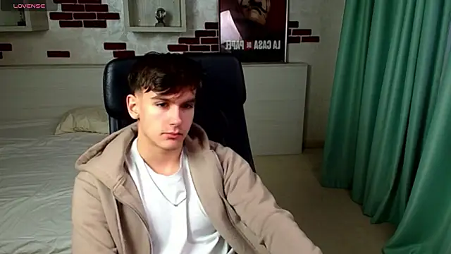 BradyFlint online show from February 28, 5:07 am