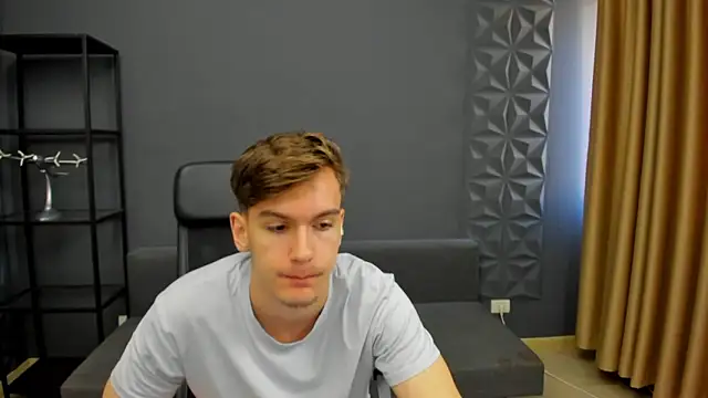 BradyFlint online show from April 21, 4:30 am