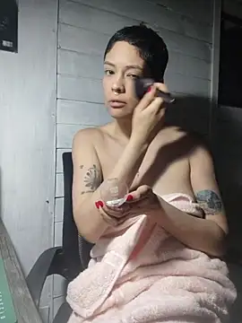 Snapshot of Natimiau chatting on November 18, 5:27 pm Natimiau online show from November 18, 5:27 pm