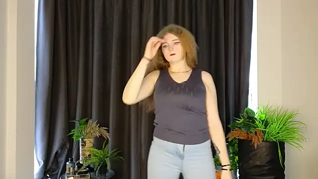 NightSaffron online show from December 4, 6:56 am