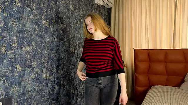 NightSaffron online show from November 28, 6:57 am