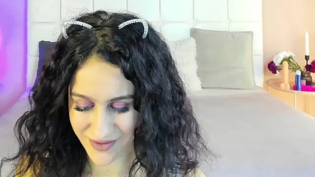 IzieCarter online show from October 24, 7:24 pm