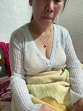 tabby-cat11 online show from January 10, 3:07 pm