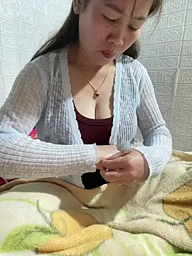 tabby-cat11 online show from January 15, 1:58 pm