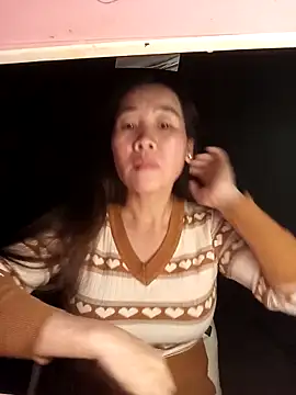 tabby-cat11 online show from November 1, 3:17 pm