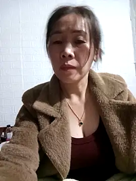 tabby-cat11 online show from November 26, 12:05 pm