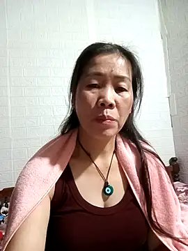 tabby-cat11 online show from November 20, 6:08 pm