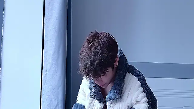 Snapshot of Stuffy-111 chatting on October 31, 5:26 am Stuffy-111 online show from October 31, 5:26 am