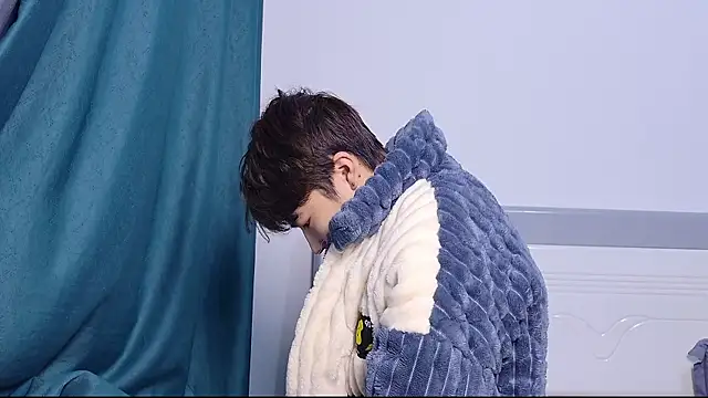 Snapshot of Stuffy-111 chatting on November 25, 11:21 am Stuffy-111 online show from November 25, 11:21 am