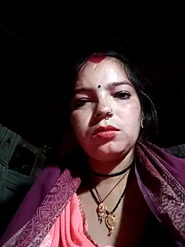 Snapshot of M-MAYA chatting on December 1, 9:15 pm M-MAYA online show from December 1, 9:15 pm