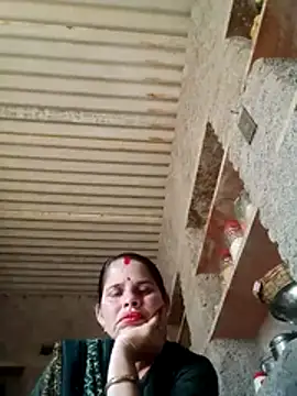 Snapshot of M-MAYA chatting on November 29, 6:24 am M-MAYA online show from November 29, 6:24 am