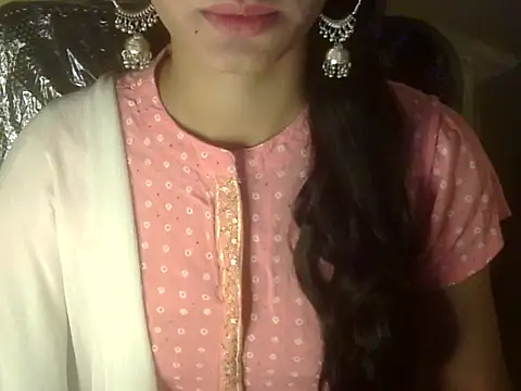 Shezi N online show from December 3, 3:33 pm