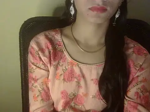 Shezi N online show from January 7, 2:00 pm