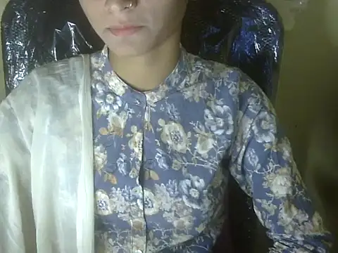 Shezi N online show from November 5, 1:36 pm