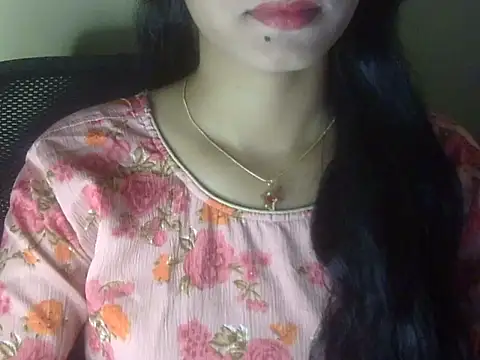 Shezi N online show from July 19, 1:52 pm