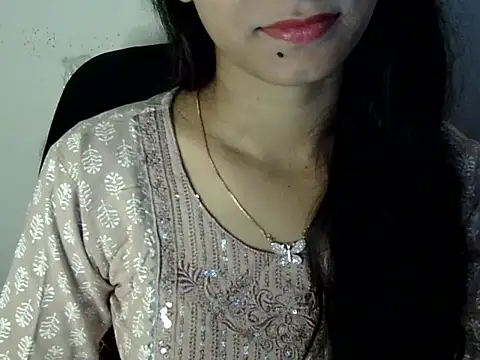 Shezi N online show from August 1, 2:48 pm