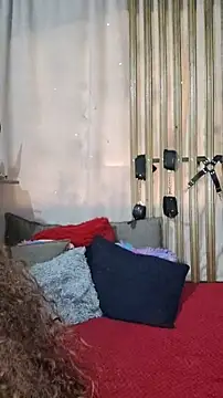 Luna-Vixen1 online show from January 18, 12:08 pm