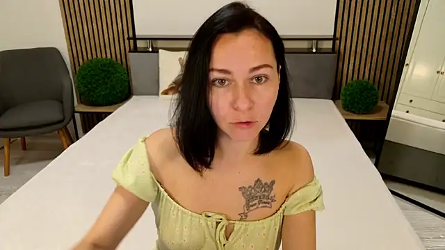 DitaNoir online show from October 20, 6:26 am