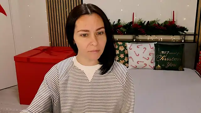 DitaNoir online show from December 17, 6:51 am