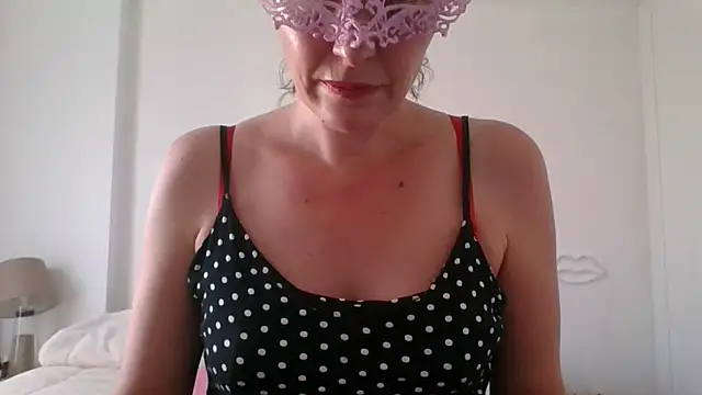 Ava sexy bitch online show from April 18, 8:16 am