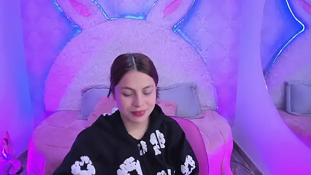 valentina clk online show from February 13, 1:11 pm