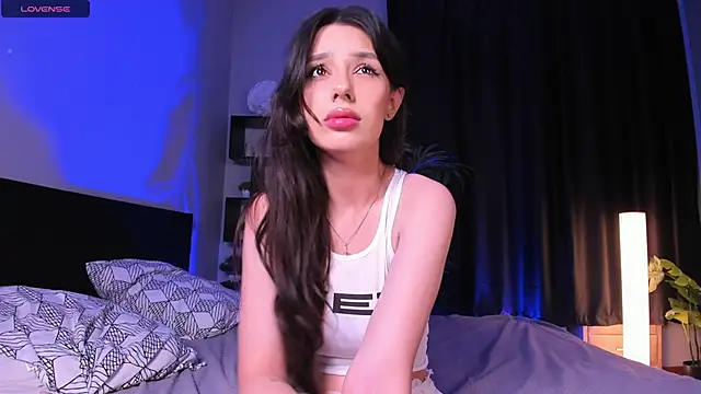 Snapshot of DemetraSadahiro chatting on December 15, 11:05 am DemetraSadahiro online show from December 15, 11:05 am