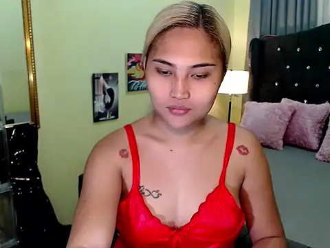 Snapshot of Sammyloove chatting on May 28, 1:17 pm Sammyloove online show from May 28, 1:17 pm