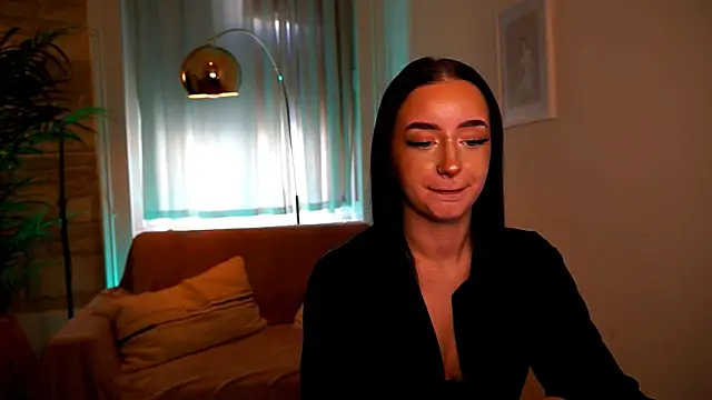  blackpearlll online show from May 9, 4:10 pm