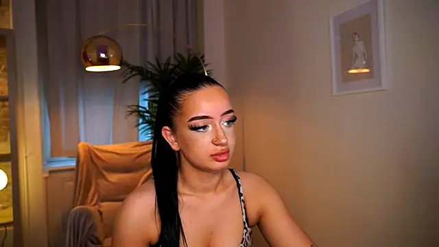  blackpearlll online show from February 19, 3:20 pm