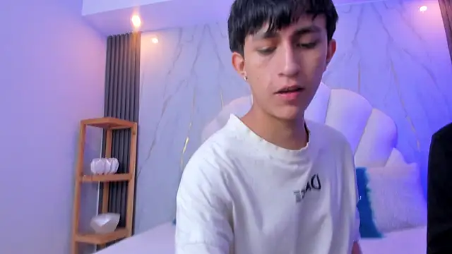 hoot booys  online show from January 16, 7:29 pm